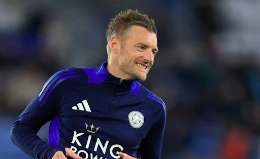 Hồ Sơ Cầu Thủ: Jamie Vardy Đ&oacute;a Hoa Nở Muộn - Ảnh 2