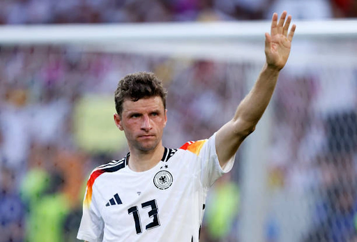 Hồ Sơ Cầu Thủ: Kẻ Đánh Cắp Không Gian Thomas Muller - Ảnh 3