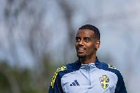 Hồ Sơ Cầu Thủ: Alexander Isak Chiến Thần Bắc Âu Mới